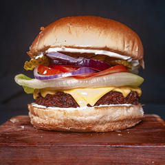 2 X-Salada (Alface, Tomate, Batata Palha, Milho, Hamburguer, Presunto, Muçarela)