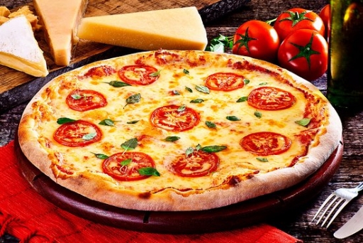 2 Pizza Marguerita Grande (Tomares frescos, muçarela, manjericão e um fio de azeite)